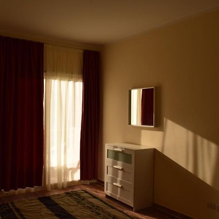 Florenza Khamsin 1 Bedroom Apartment With Swimming Pool View Gurdaka Kültér fotó