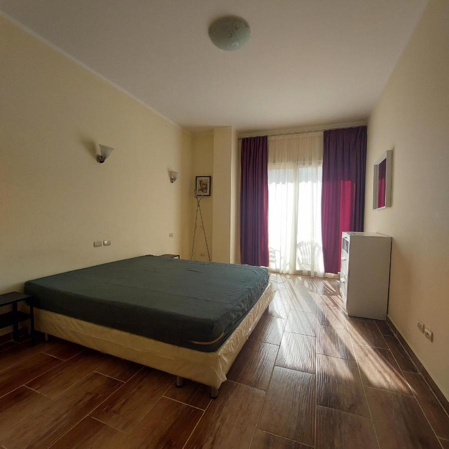 Florenza Khamsin 1 Bedroom Apartment With Swimming Pool View Gurdaka Kültér fotó