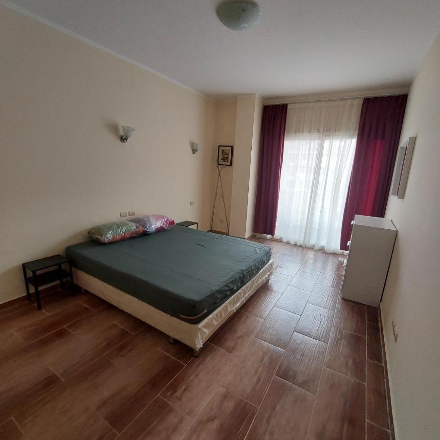Florenza Khamsin 1 Bedroom Apartment With Swimming Pool View Gurdaka Kültér fotó